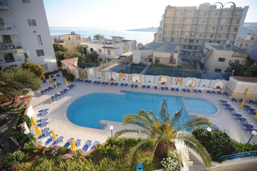 Club Salina Wharf Aparthotel Qawra Exterior foto