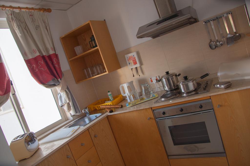 Club Salina Wharf Aparthotel Qawra Cameră foto